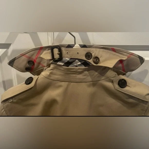 Burberry Kensington Long Cotton Trench Honey US 2 NWT - Picture 9 of 9